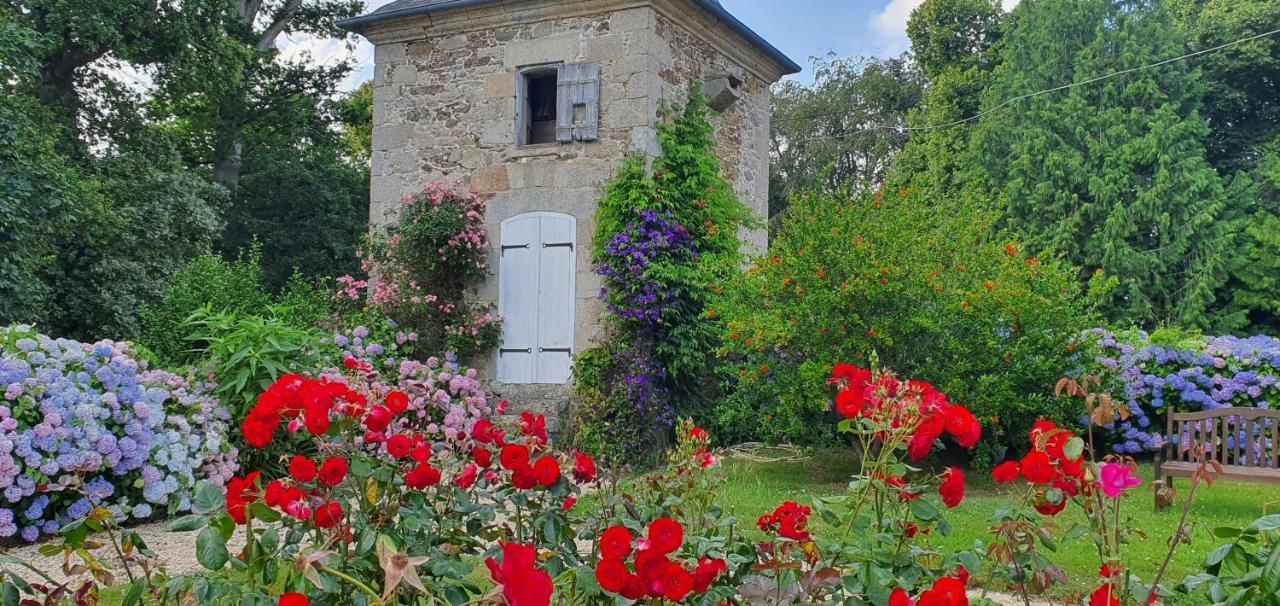 Chateau Du Bois-Riou Quévert 外观 照片